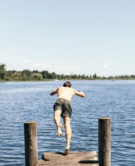 Sommer im Hotel direkt am Chiemsee in Bayern, Deutschland