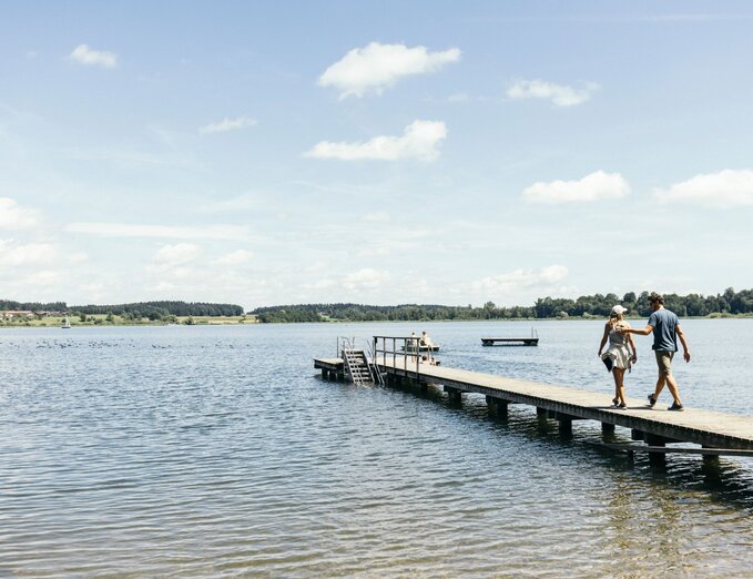 Sommer im Hotel direkt am Chiemsee in Bayern, Deutschland